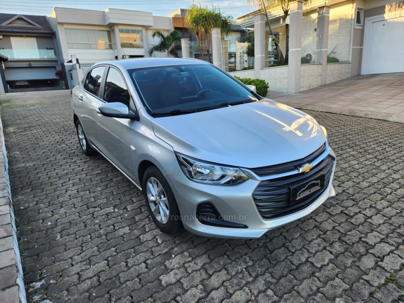 ONIX 1.0 LT PLUS 12V TURBO 4P FLEX AUTOMÁTICO - 2023 - MONTENEGRO