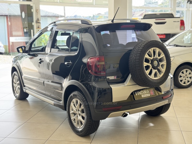 CROSSFOX 1.6 MI FLEX 8V 4P MANUAL - 2013 - FLORES DA CUNHA