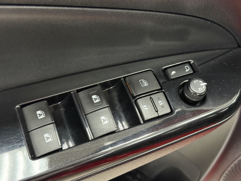 YARIS 1.5 XS 16V FLEX 4P AUTOMÁTICO - 2019 - SANTA CRUZ DO SUL