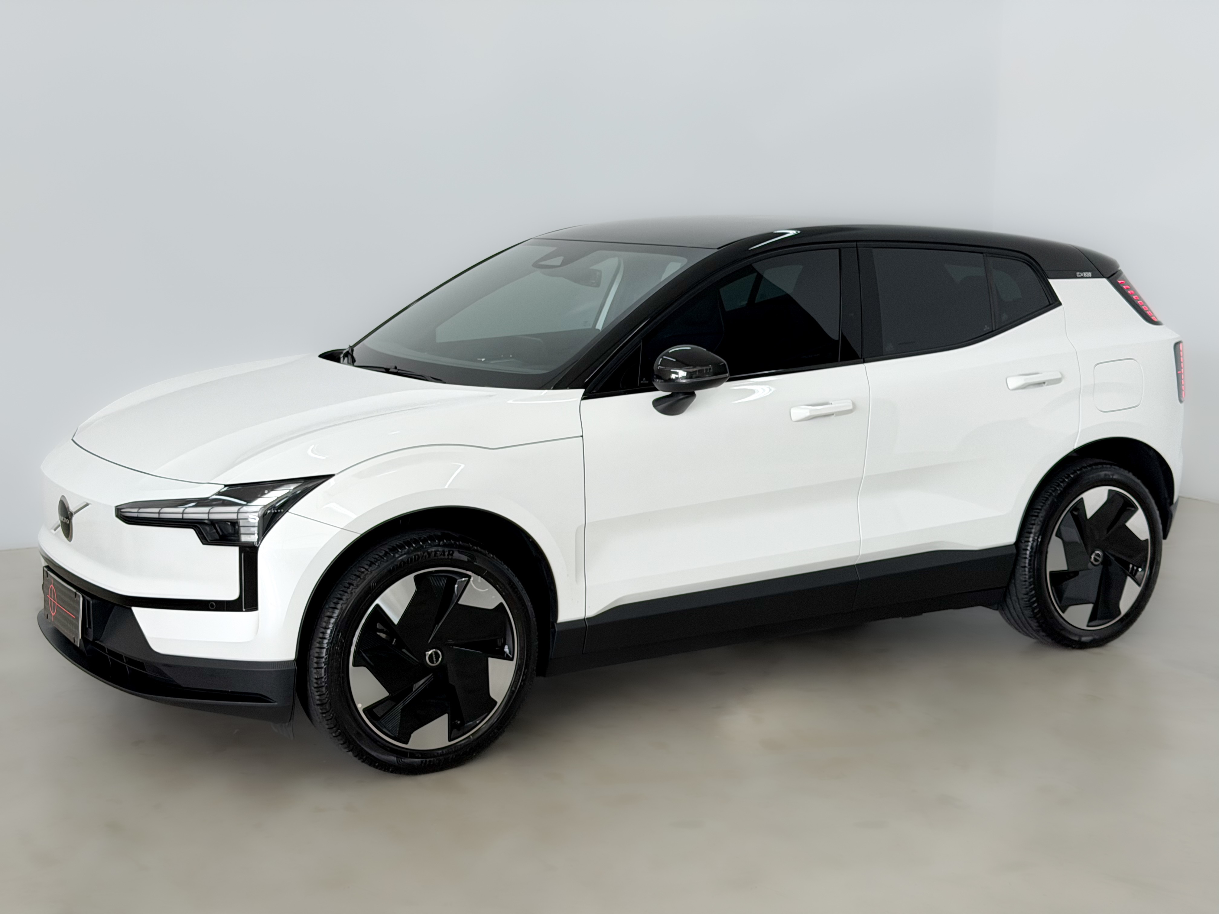 VOLVO EX30 — foto 2