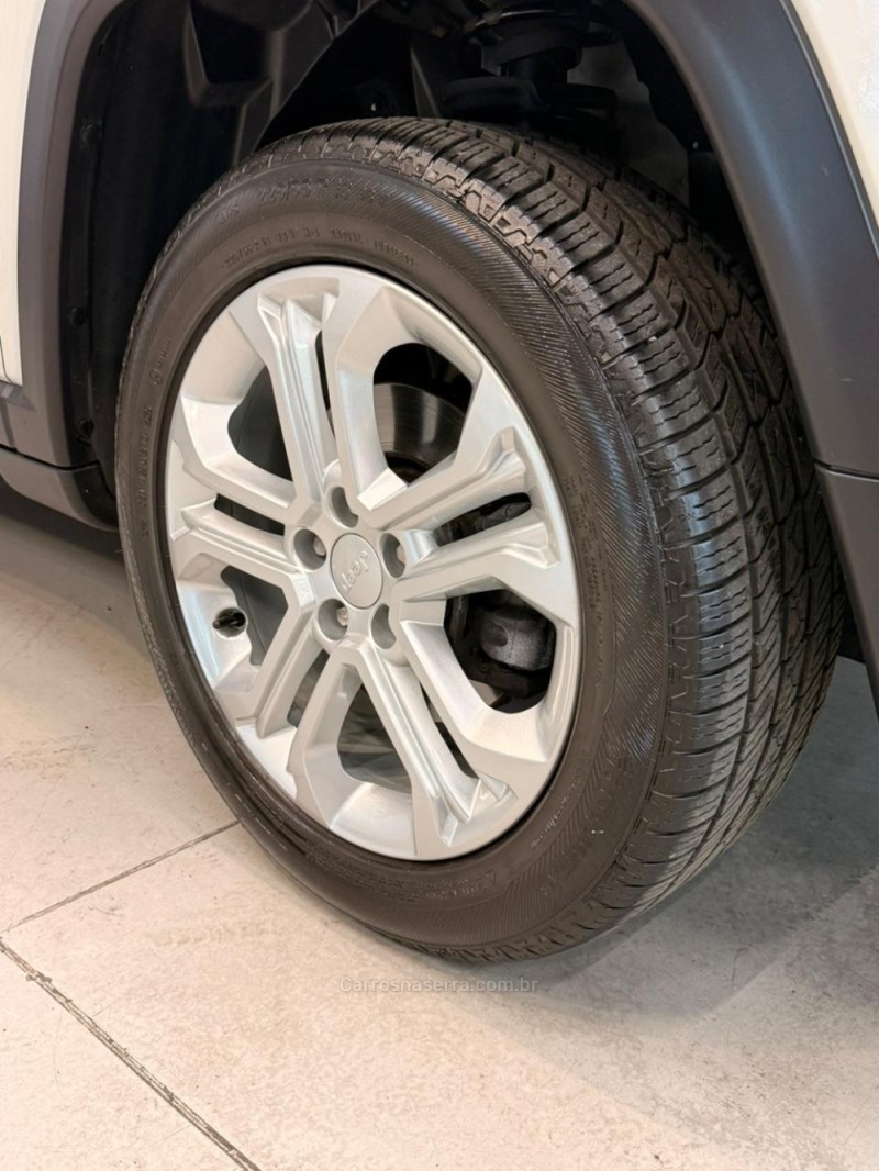 COMPASS 1.3 LONGITUDE T270 16V TURBO FLEX 4P AUTOMÁTICO - 2023 - CAXIAS DO SUL