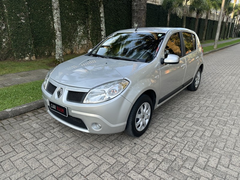 sandero 1.6 privilege 16v flex 4p manual 2008 caxias do sul