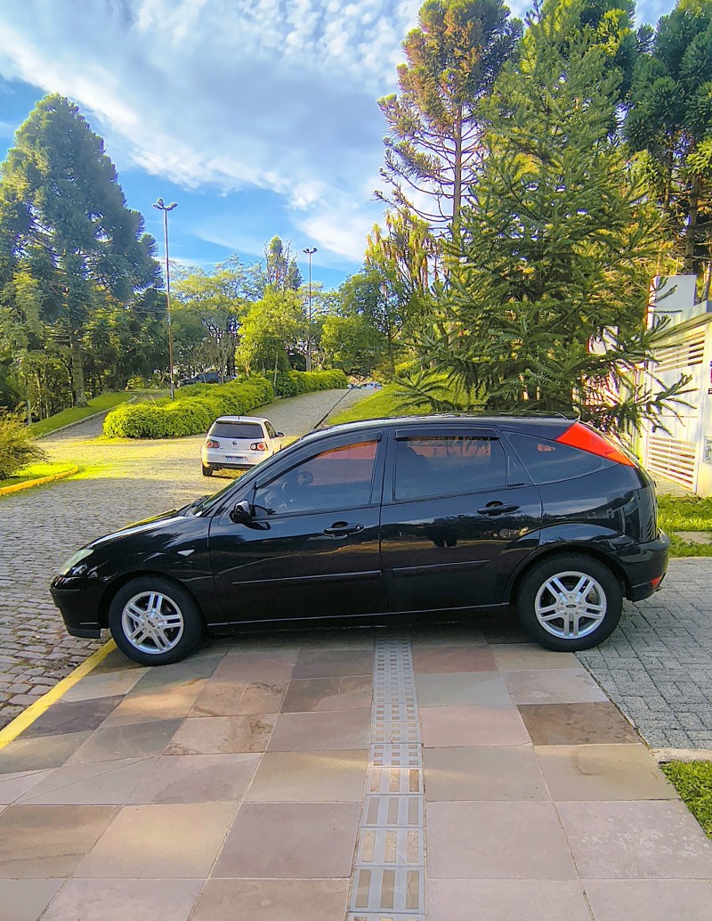 FOCUS 2.0 FC 16V GASOLINA 4P AUTOMÁTICO - 2008 - FARROUPILHA