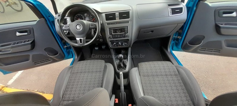 FOX 1.6 COMFORTLINE 8V FLEX 4P MANUAL - 2015 - PICADA CAFé