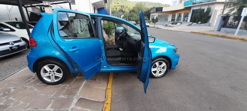 FOX 1.6 COMFORTLINE 8V FLEX 4P MANUAL - 2015 - PICADA CAFé