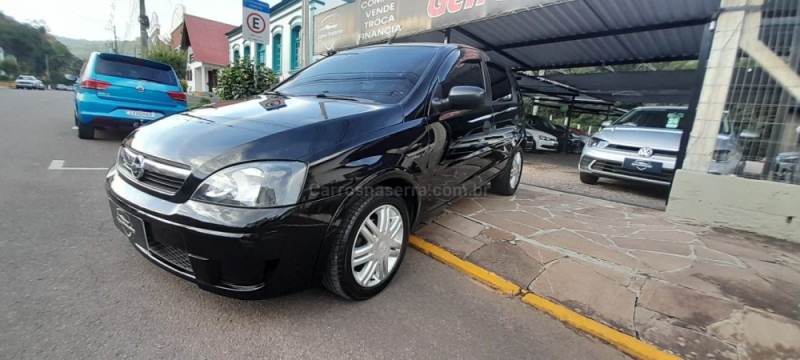 CORSA 1.4 MPFI MAXX 8V FLEX 4P MANUAL - 2011 - PICADA CAFé
