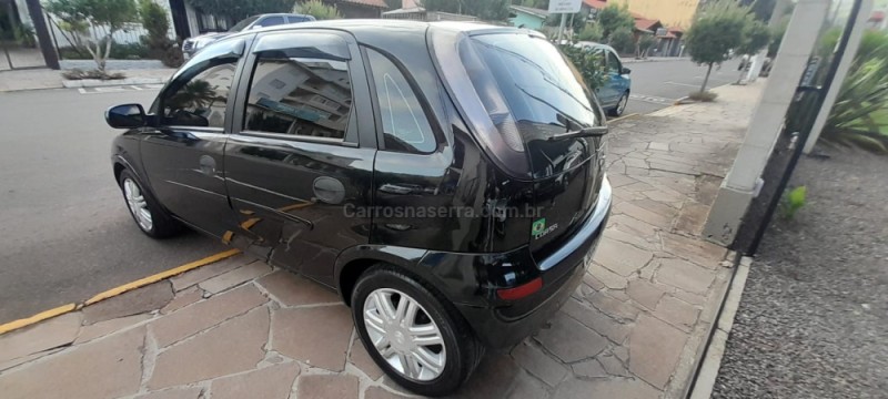 CORSA 1.4 MPFI MAXX 8V FLEX 4P MANUAL - 2011 - PICADA CAFé