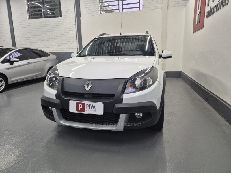 SANDERO 1.6 STEPWAY 8V FLEX 4P MANUAL - 2014 - GARIBALDI