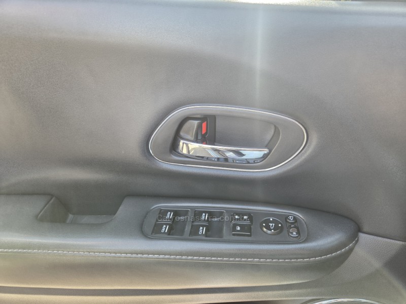 HR-V 1.8 16V FLEX TOURING 4P AUTOMÁTICO - 2018 - PICADA CAFé