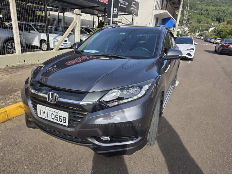 HR-V 1.8 16V FLEX TOURING 4P AUTOMÁTICO - 2018 - PICADA CAFé