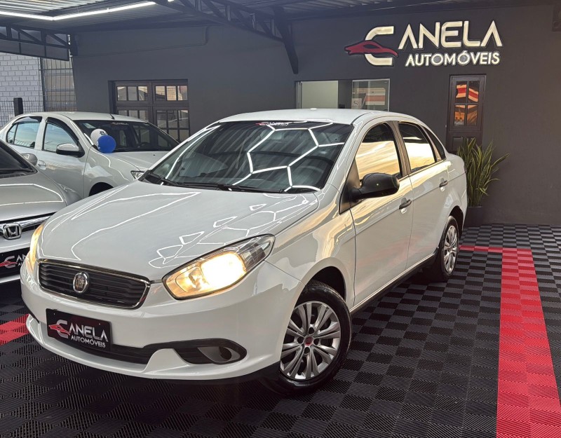grand siena 1.4 mpi attractive 8v flex 4p manual 2019 canela