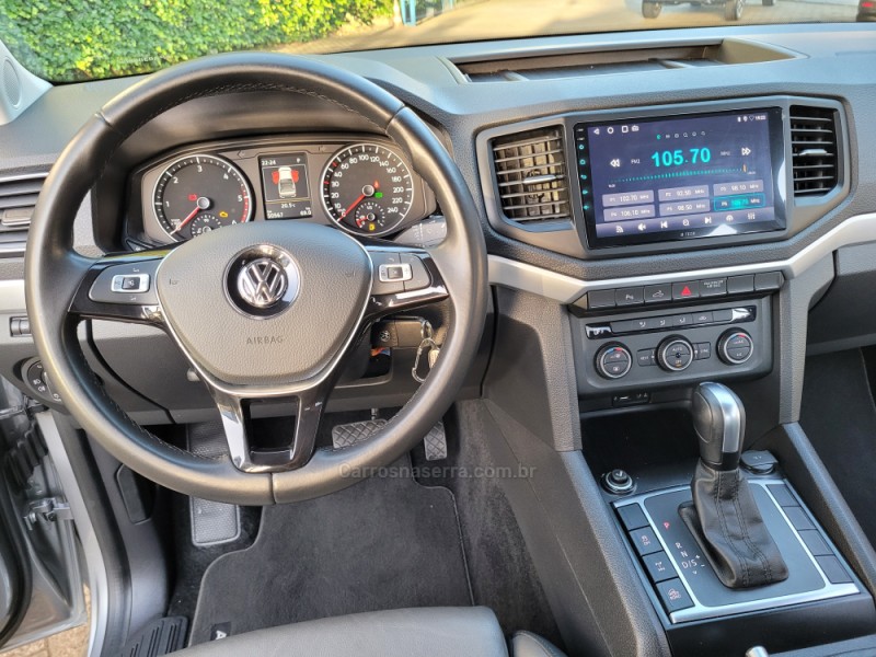 AMAROK 3.0 V6 TDI HIGHLINE CD DIESEL 4MOTION AUTOMÁTICO - 2023 - CAXIAS DO SUL