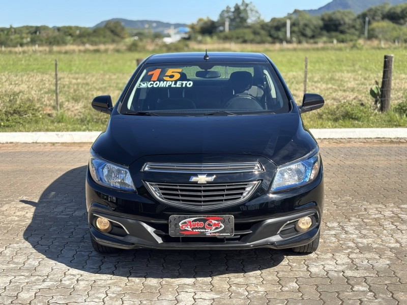 PRISMA 1.4 MPFI LTZ 8V FLEX 4P MANUAL - 2015 - CANDELáRIA