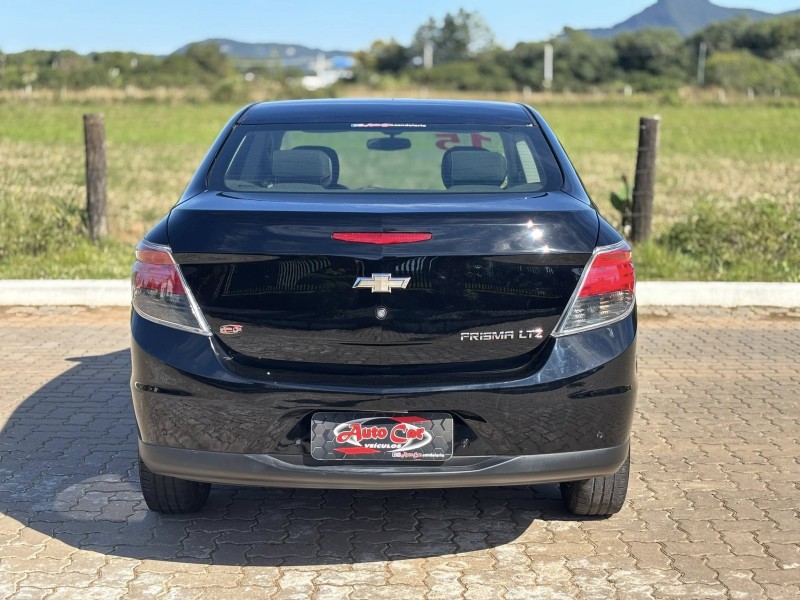 PRISMA 1.4 MPFI LTZ 8V FLEX 4P MANUAL - 2015 - CANDELáRIA