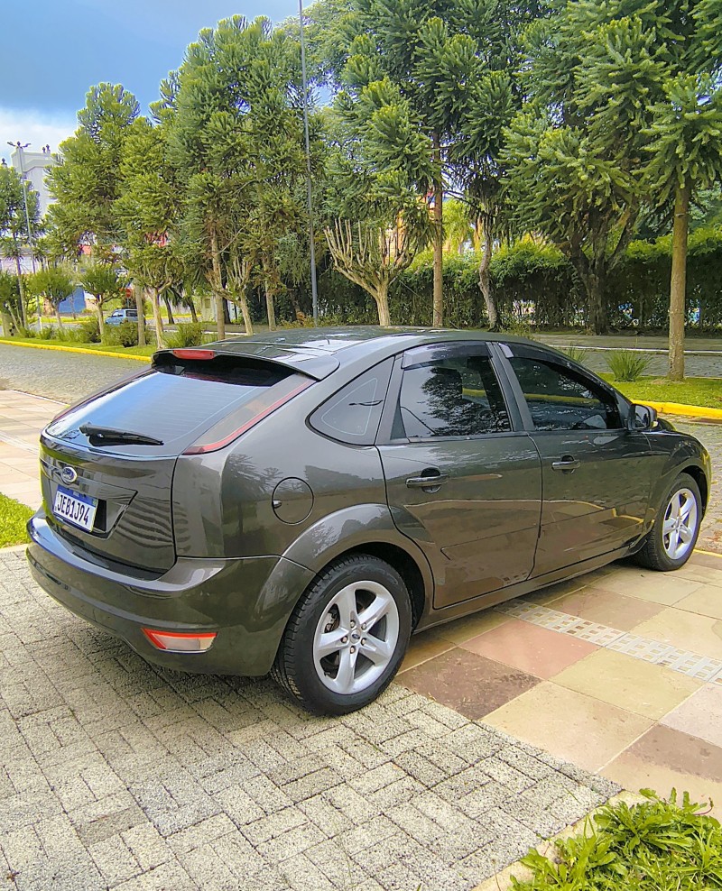 FOCUS 2.0 FC 16V GASOLINA 4P MANUAL - 2013 - FARROUPILHA