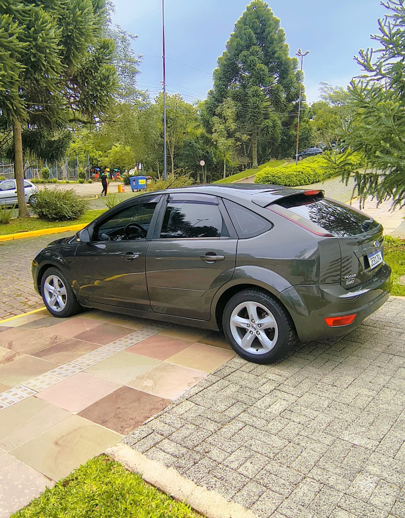 FOCUS 2.0 FC 16V GASOLINA 4P MANUAL - 2013 - FARROUPILHA
