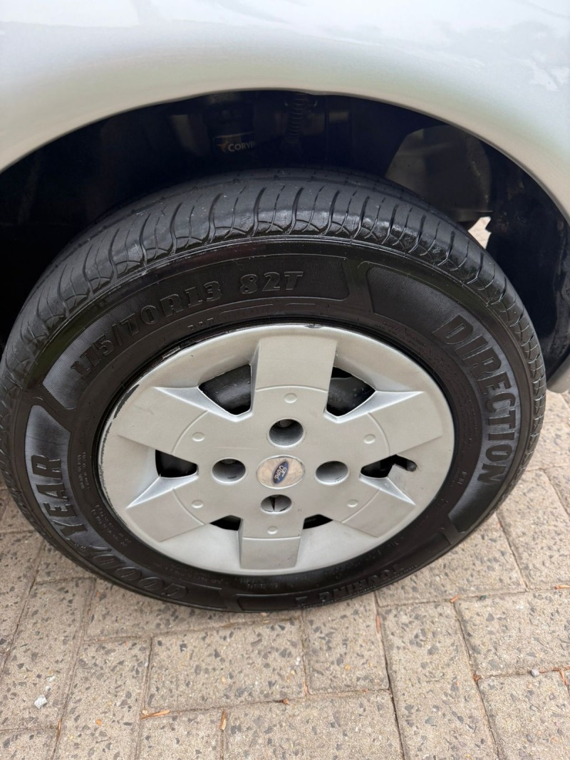 KA 1.0 MPI GL 8V GASOLINA 2P MANUAL - 2001 - CAXIAS DO SUL
