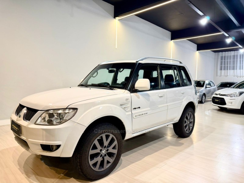 pajero tr4 2.0 4x4 16v 140cv flex 4p automatico 2014 bento goncalves