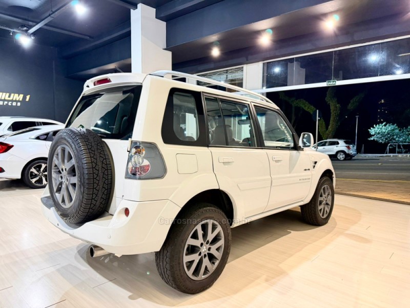 PAJERO TR4 2.0 4X4 16V 140CV FLEX 4P AUTOMÁTICO - 2014 - BENTO GONçALVES