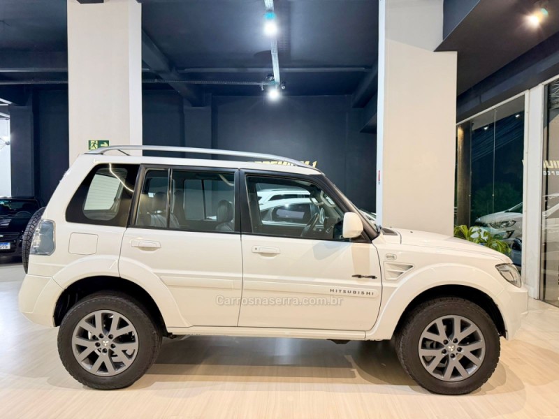 PAJERO TR4 2.0 4X4 16V 140CV FLEX 4P AUTOMÁTICO - 2014 - BENTO GONçALVES