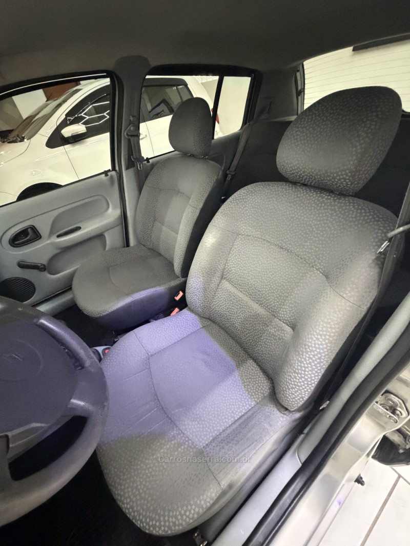 CLIO 1.0 CAMPUS 16V FLEX 4P MANUAL - 2010 - CAXIAS DO SUL