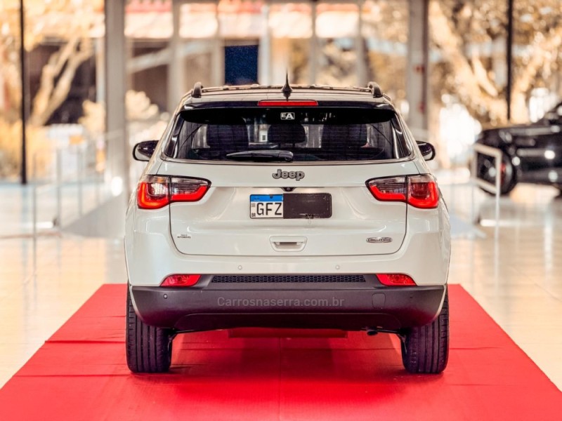 COMPASS 2.0 16V FLEX LONGITUDE AUTOMÁTICO - 2018 - NOVA PRATA