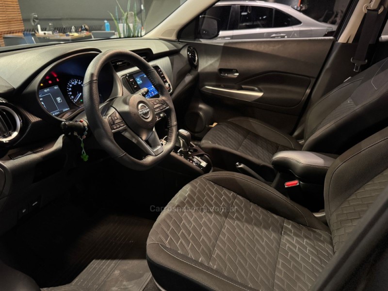 KICKS 1.6 ADVANCE 16V FLEX 4P AUTOMÁTICO - 2023 - FARROUPILHA