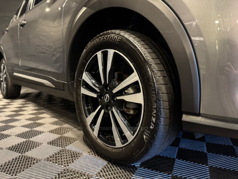 KICKS 1.6 ADVANCE 16V FLEX 4P AUTOMÁTICO - 2023 - FARROUPILHA