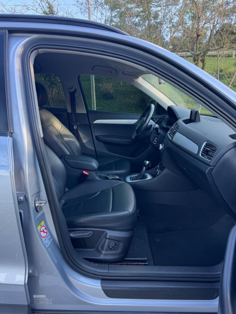 Q3 1.4 TFSI ATTRACTION 16V FLEX 4P S TRONIC - 2017 - NOVA ARAçá