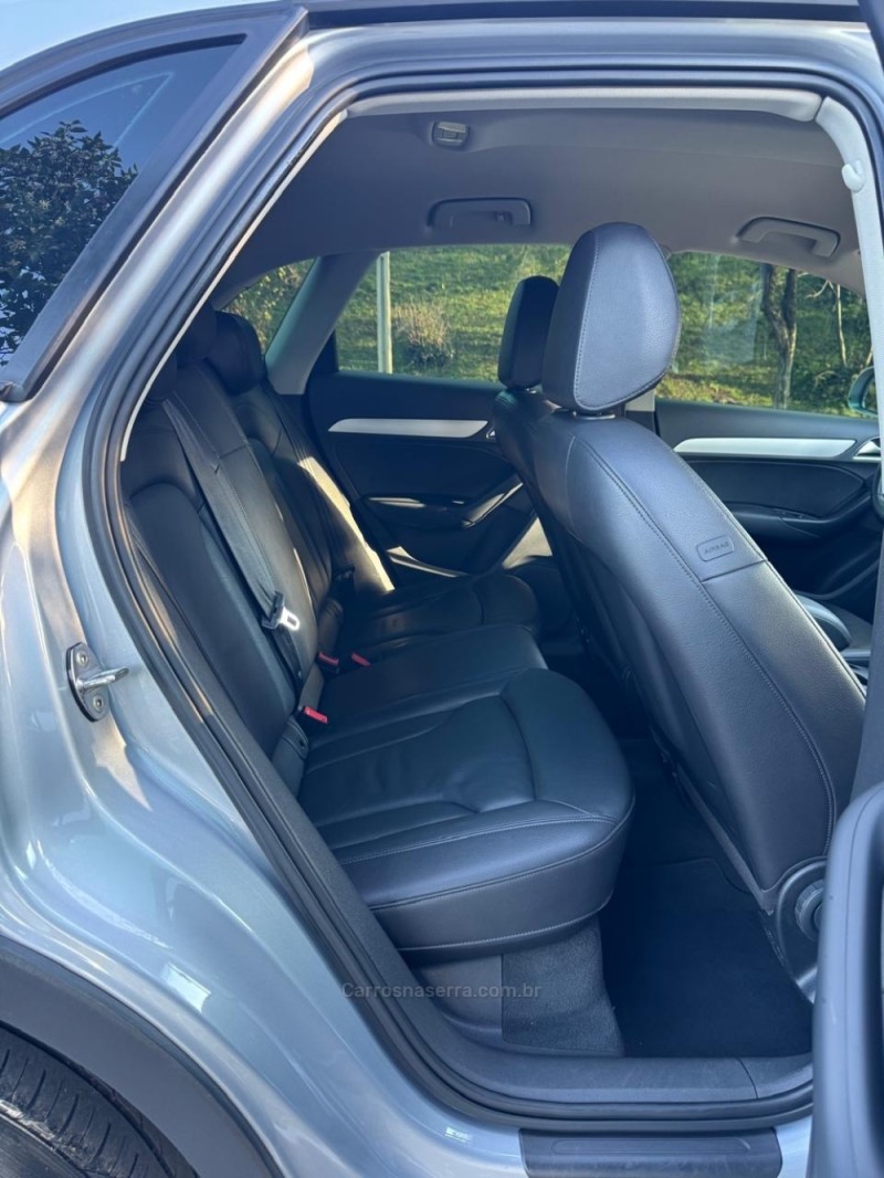 Q3 1.4 TFSI ATTRACTION 16V FLEX 4P S TRONIC - 2017 - NOVA ARAçá