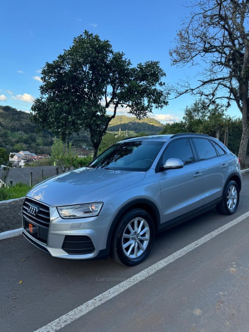Q3 1.4 TFSI ATTRACTION 16V FLEX 4P S TRONIC - 2017 - NOVA ARAçá