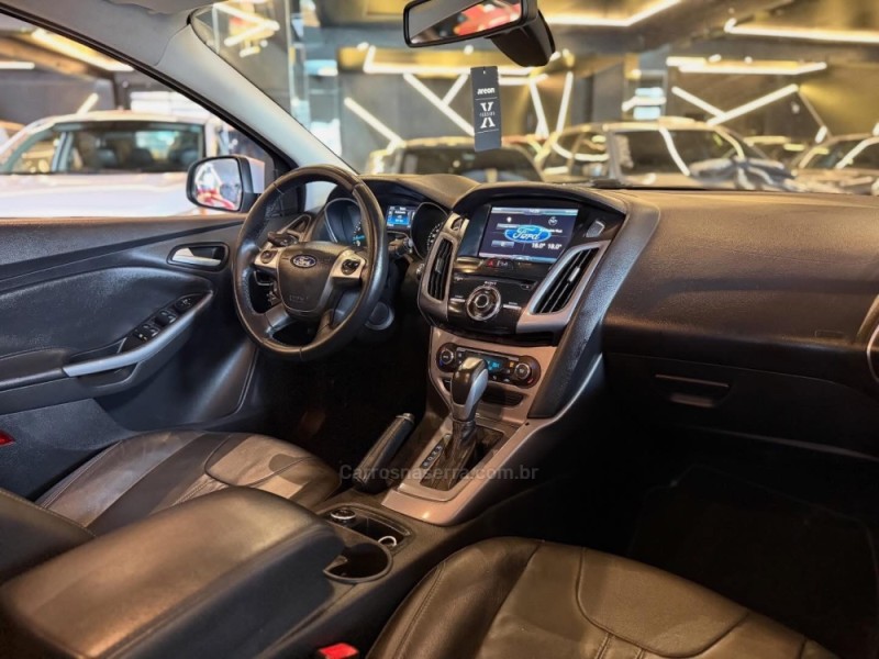 FOCUS 2.0 SE PLUS 16V FLEX 4P AUTOMÁTICO - 2015 - NOVO HAMBURGO