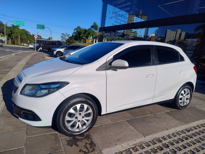 onix 1.4 mpfi lt 8v flex 4p manual 2014 caxias do sul