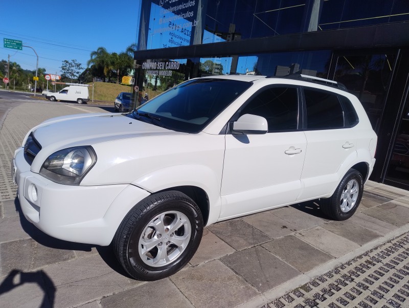TUCSON 2.0 MPFI GLS TOP 16V 143CV 2WD FLEX 4P AUTOMÁTICO