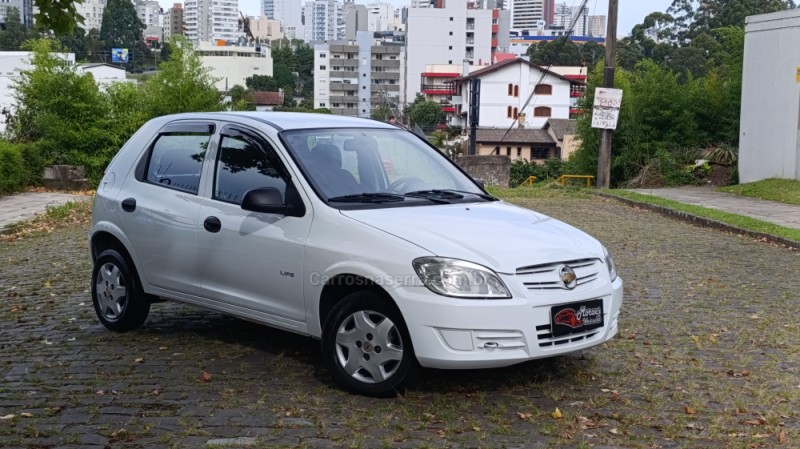 CELTA 1.0 MPFI LIFE 8V FLEX 4P MANUAL - 2008 - CAXIAS DO SUL
