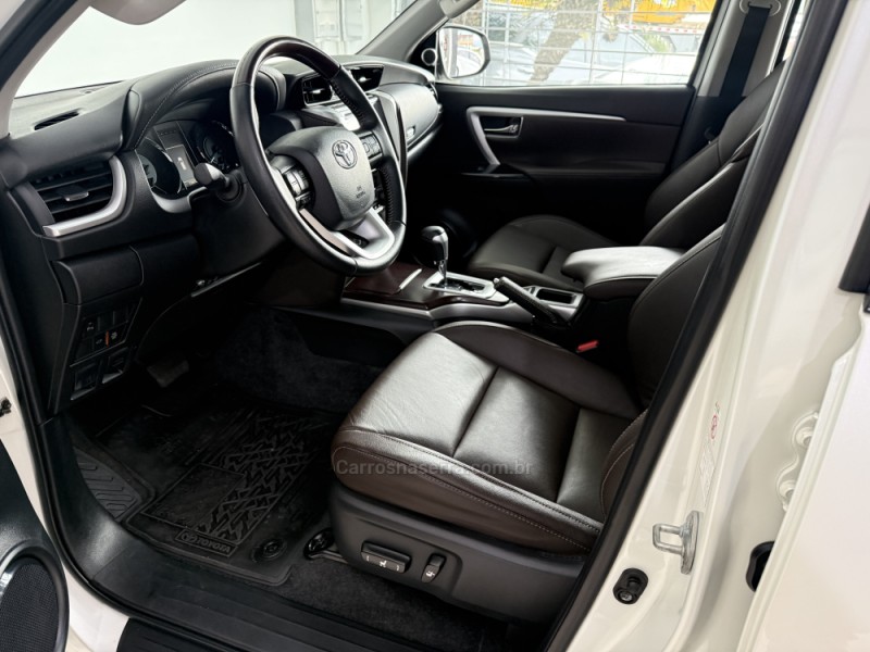 HILUX SW4 2.8 SRX 4X4 16V TURBO INTERCOOLER DIESEL 4P AUTOMÁTICO - 2017 - BENTO GONçALVES