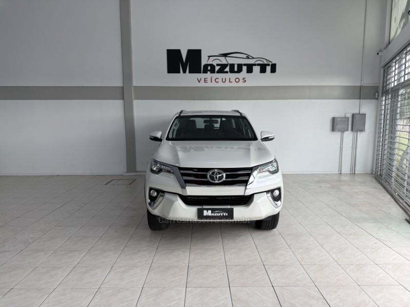 HILUX SW4 2.8 SRX 4X4 16V TURBO INTERCOOLER DIESEL 4P AUTOMÁTICO - 2017 - BENTO GONçALVES