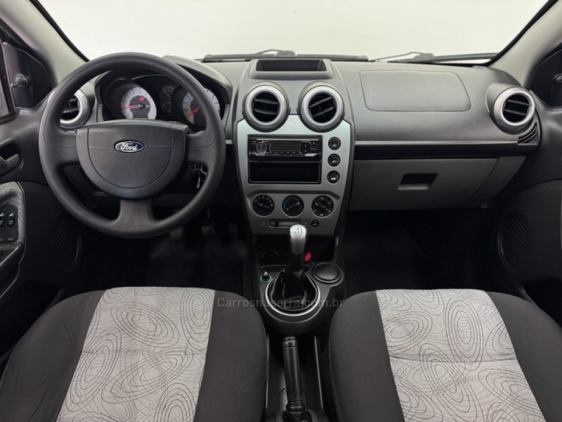 FIESTA 1.6 MPI CLASS SEDAN 8V FLEX 4P MANUAL - 2009 - CARLOS BARBOSA