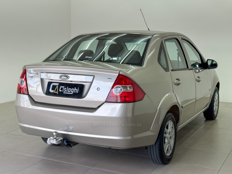 FIESTA 1.6 MPI CLASS SEDAN 8V FLEX 4P MANUAL - 2009 - CARLOS BARBOSA