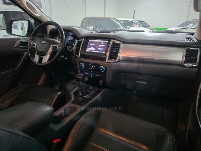 RANGER 2.5 XLT 4X2 CD 16V FLEX 4P MANUAL - 2017 - SAPUCAIA DO SUL