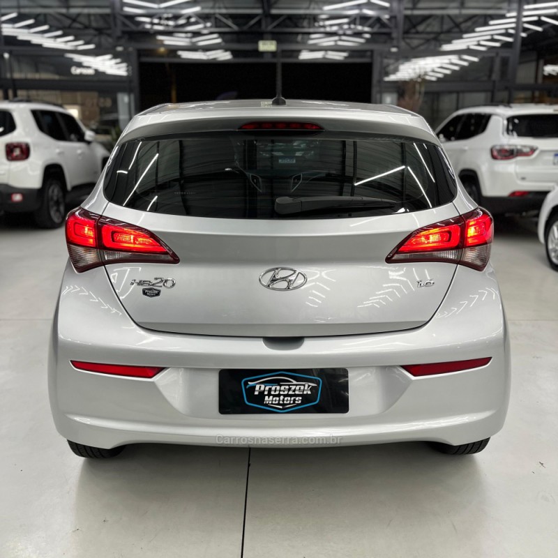 HB20 1.6 COMFORT 16V FLEX 4P MANUAL - 2019 - CANOAS