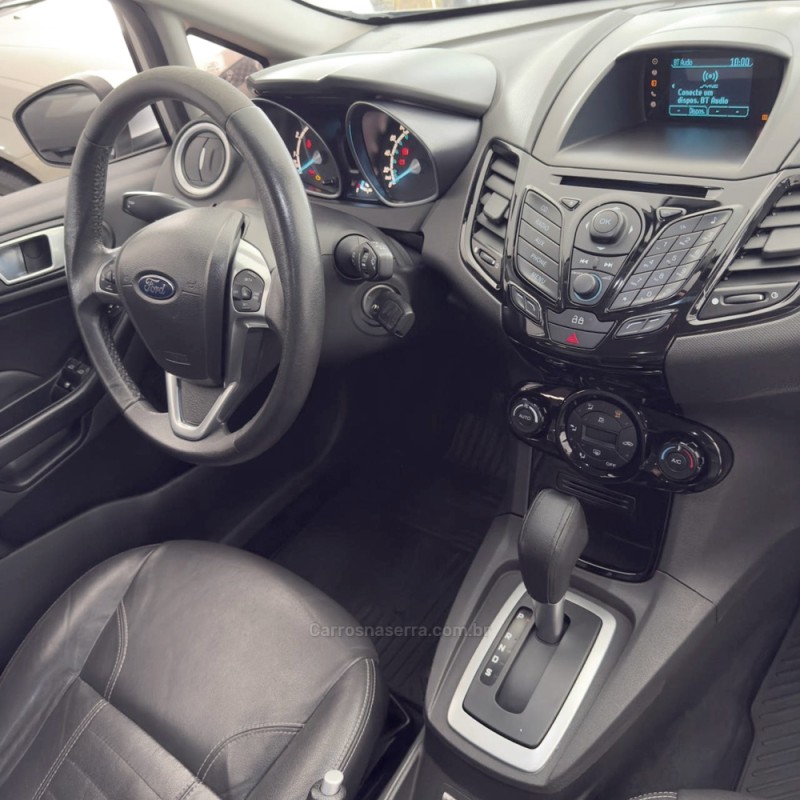 FIESTA 1.6 TITANIUM PLUS HATCH 16V FLEX 4P AUTOMÁTICO - 2015 - FLORES DA CUNHA