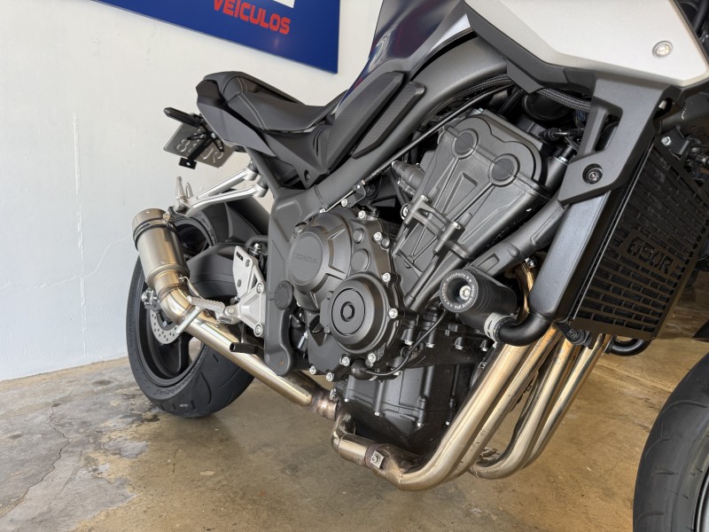 CB 650R  - 2024 - BENTO GONçALVES