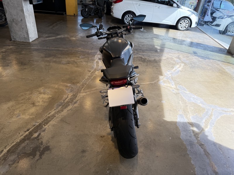 CB 650R  - 2024 - BENTO GONçALVES