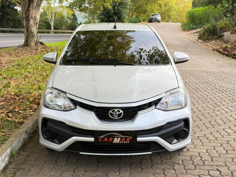 ETIOS 1.5 XS 16V FLEX 4P MANUAL - 2018 - DOIS IRMãOS