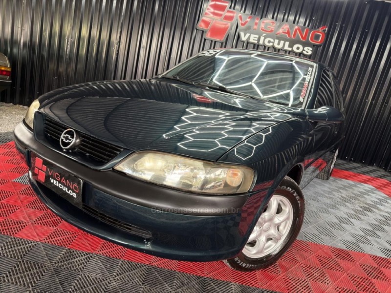 VECTRA 2.0 MPFI GLS 8V GASOLINA 4P MANUAL - 1998 - CAXIAS DO SUL