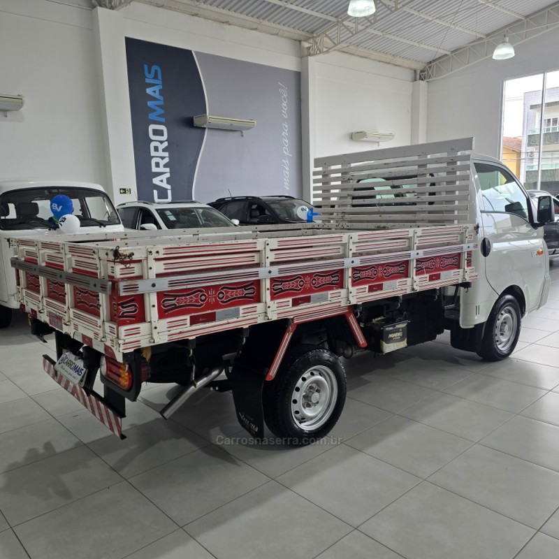 HR 2.5 LONGO COM CAÇAMBA 4X2 16V 130CV TURBO INTERCOOLER DIESEL 2P MANUAL - 2017 - SANTA CRUZ DO SUL