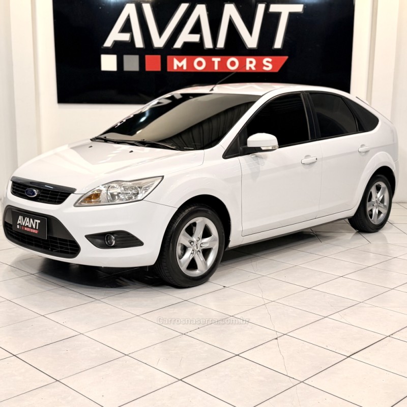 FOCUS 1.6 GLX 16V FLEX 4P MANUAL - 2011 - NOVO HAMBURGO