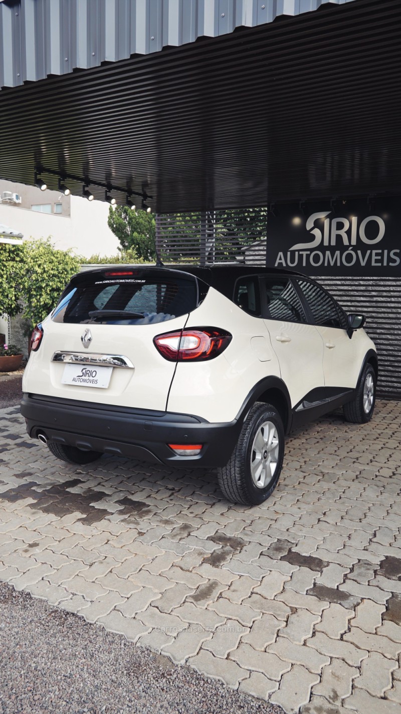 CAPTUR 1.6 LIFE 16V FLEX 4P AUTOMÁTICO - 2019 - LAJEADO