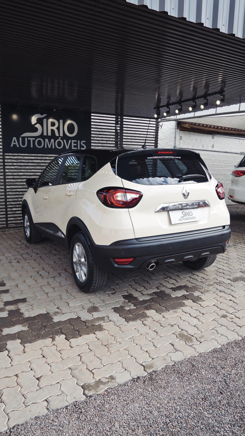 CAPTUR 1.6 LIFE 16V FLEX 4P AUTOMÁTICO - 2019 - LAJEADO